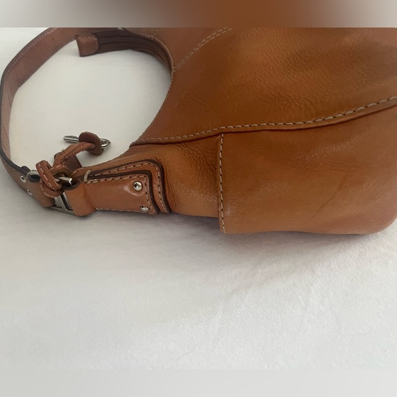 Fossil Leather Purse. 11” by 8” - Picture 11 of 14